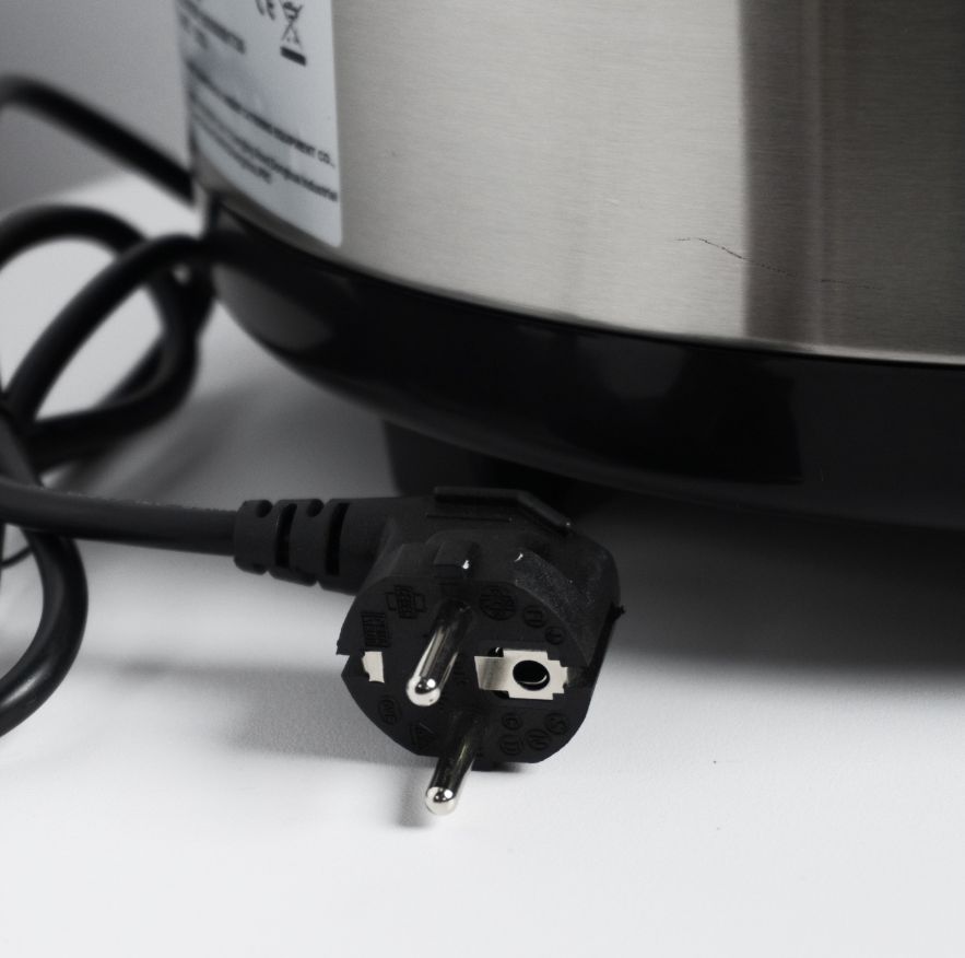 Рисоварка EKSI ESR-42-4