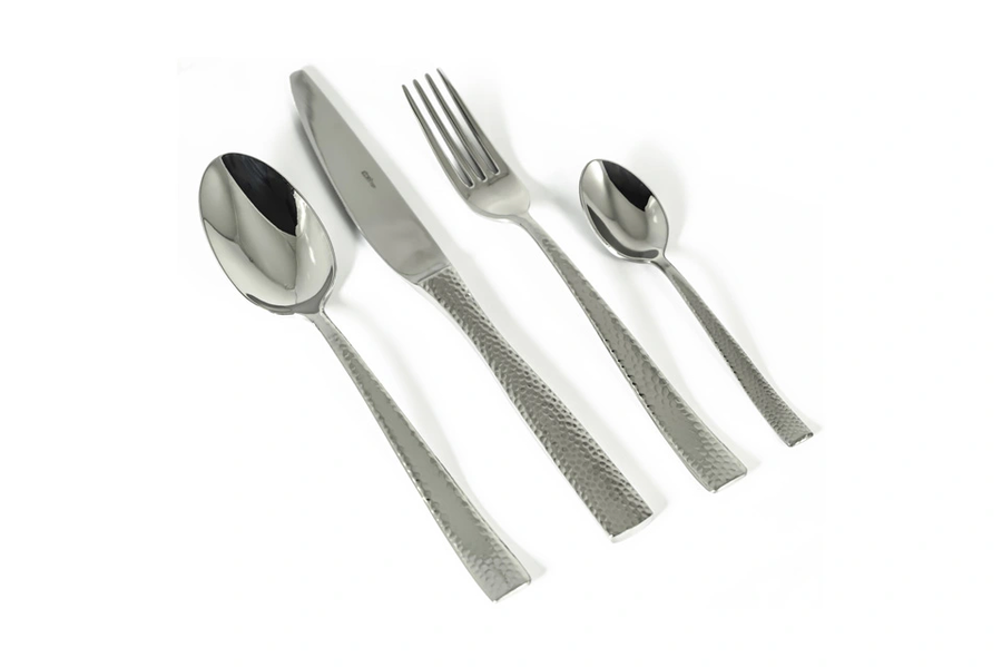 minie82d34d2-869c-46a6-be37-86d73a50e46e